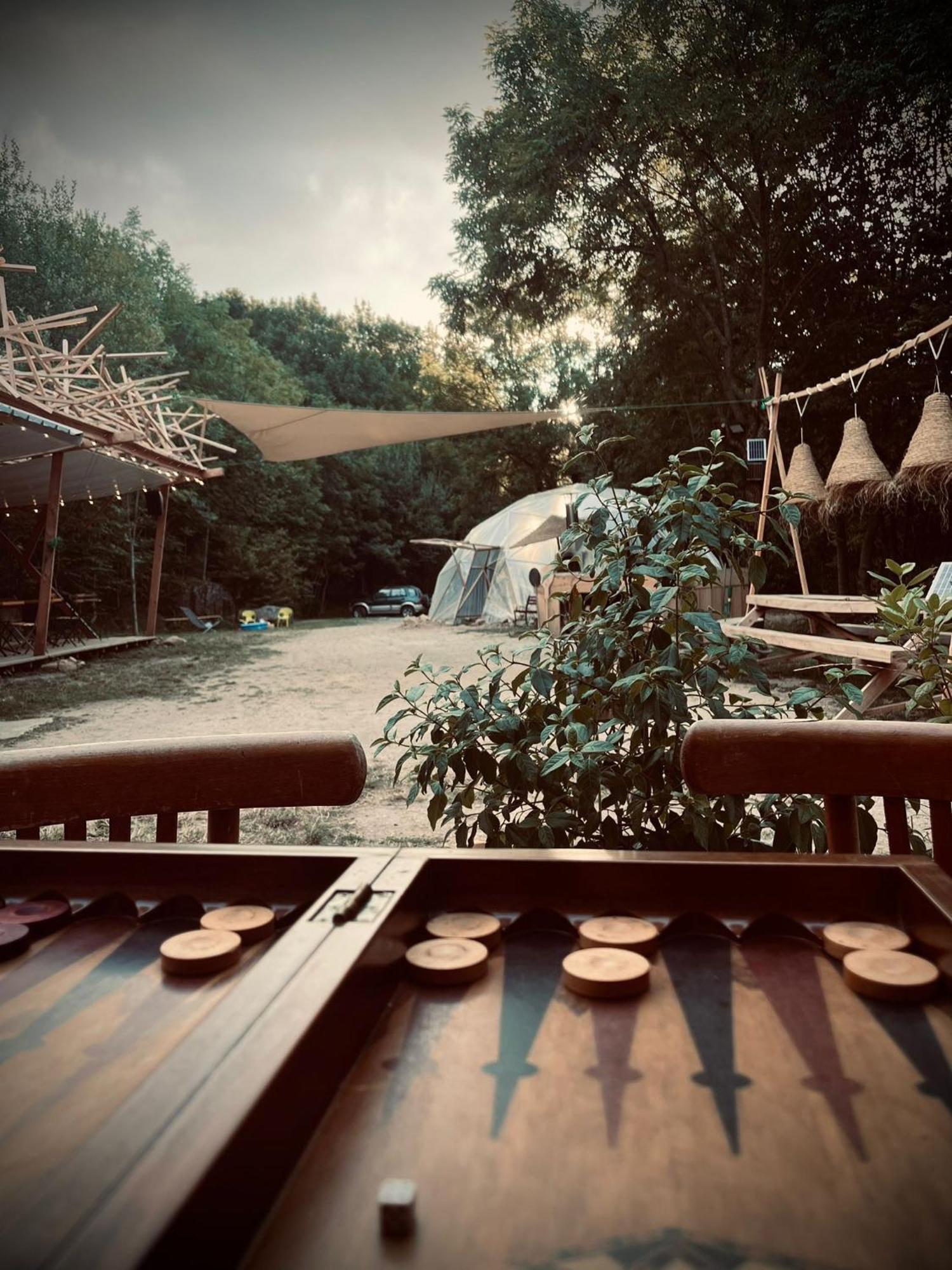 Le Travers Ajoux - Camping Gite Evenement Eksteriør bilde